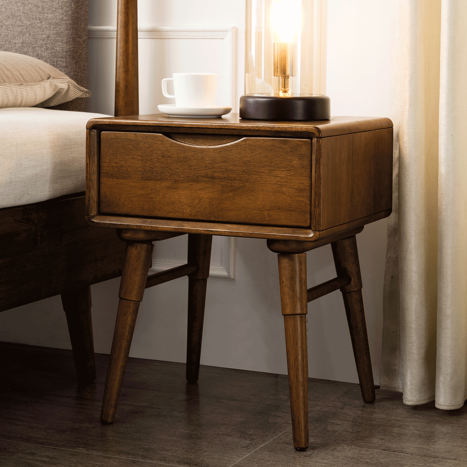 MacLuu Mid Century Modern Solid Wood 1-Drawer Nightstand