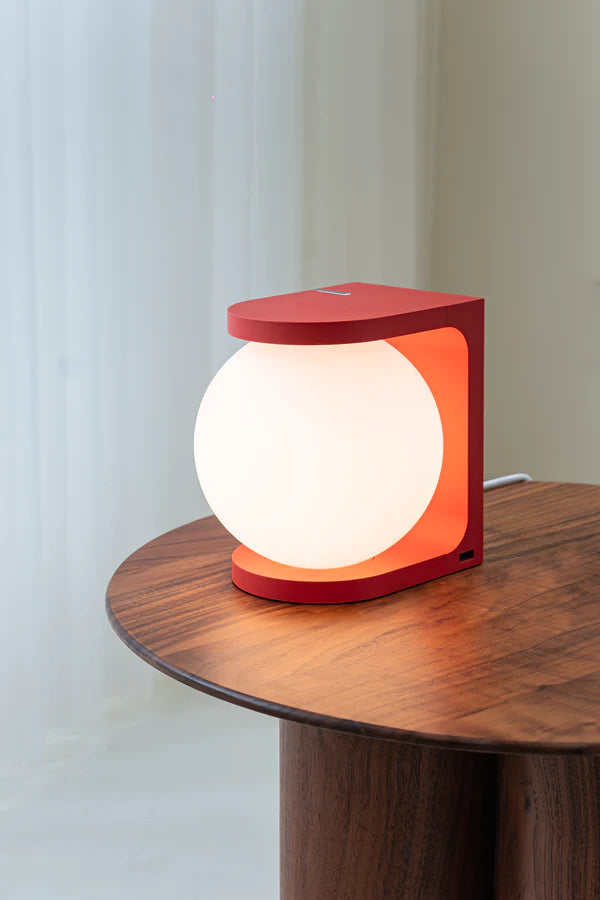 Fine Lumens PLAT Table Lamp