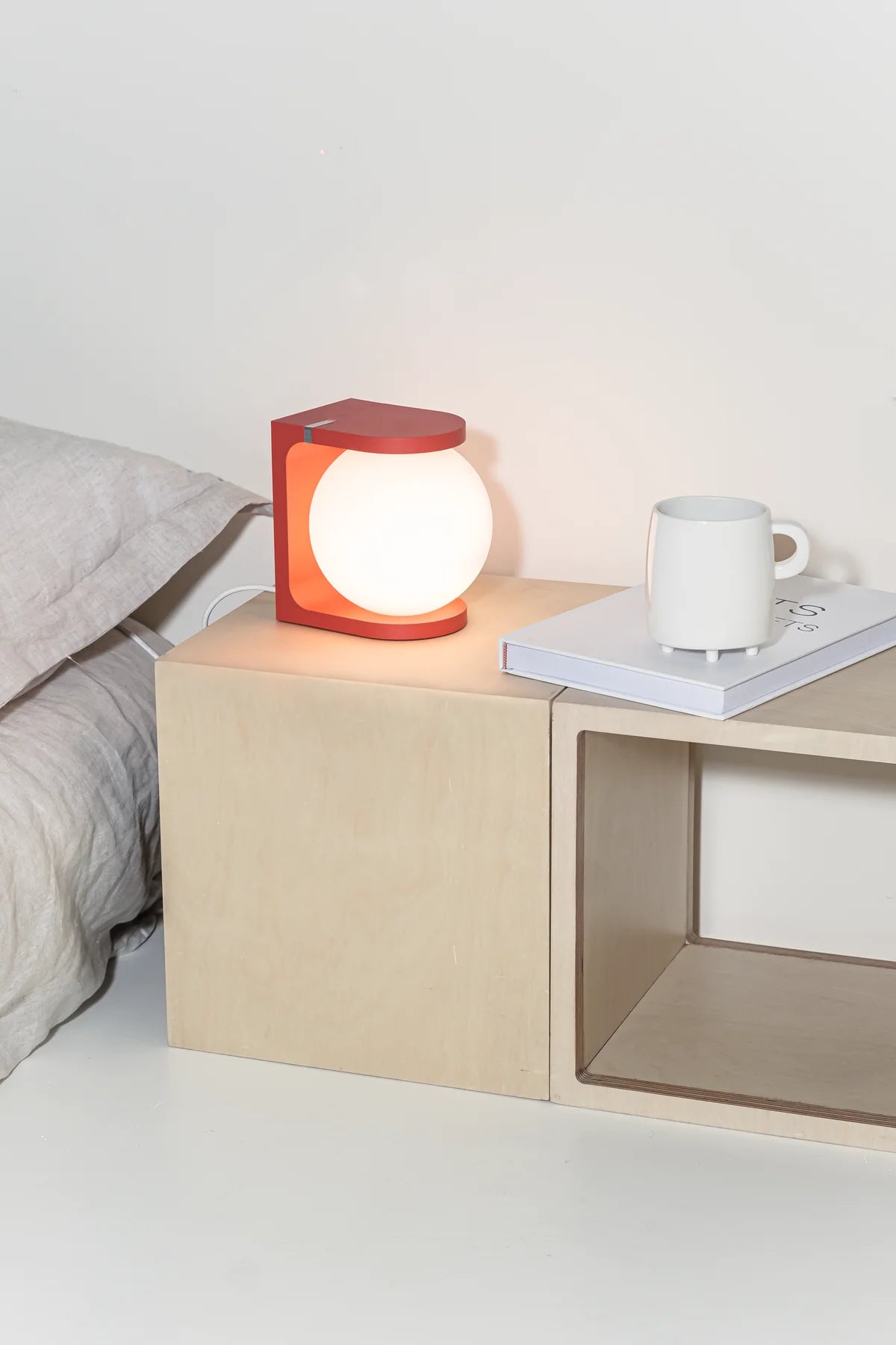 Fine Lumens PLAT Table Lamp