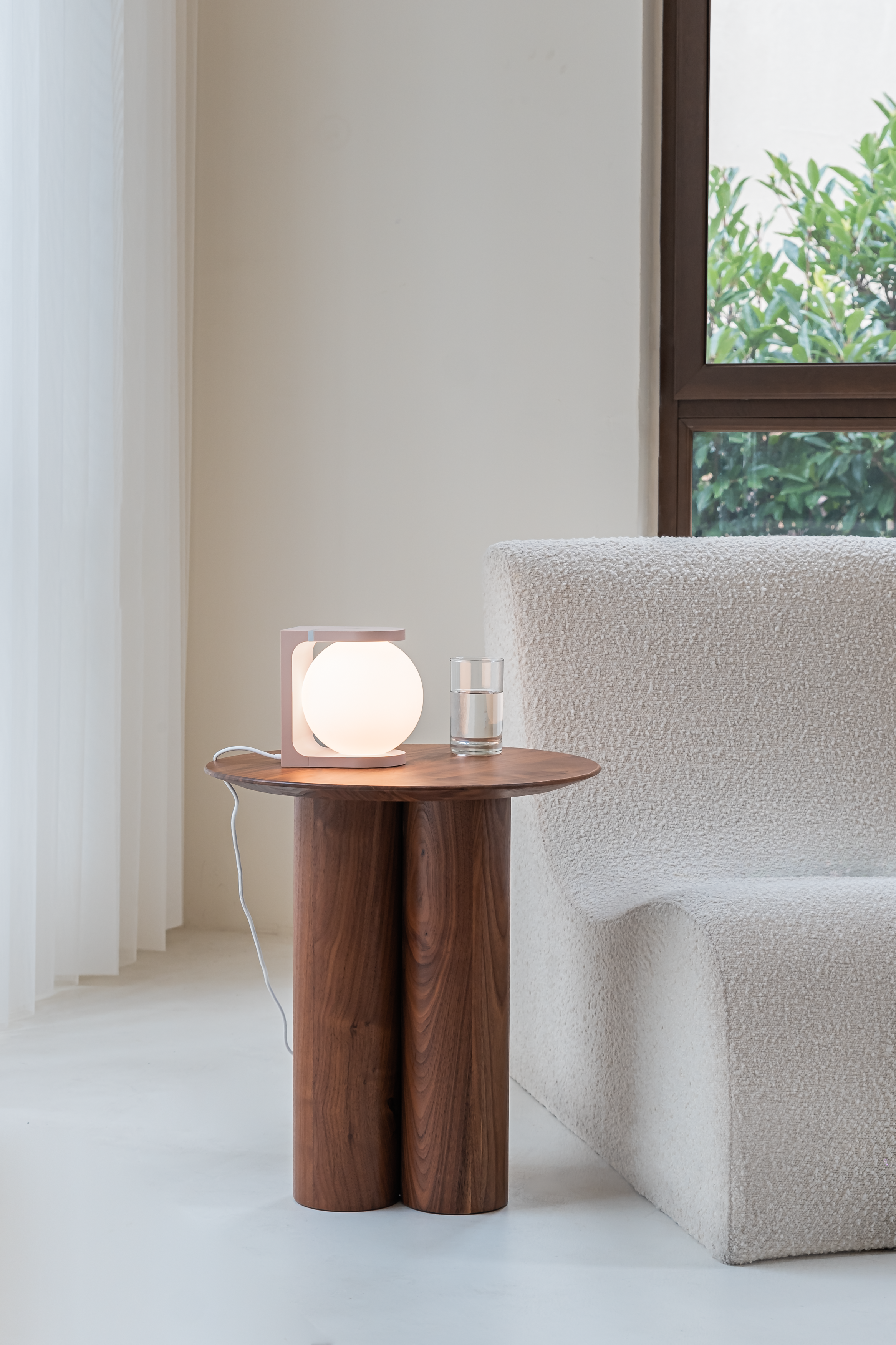 Fine Lumens PLAT Table Lamp