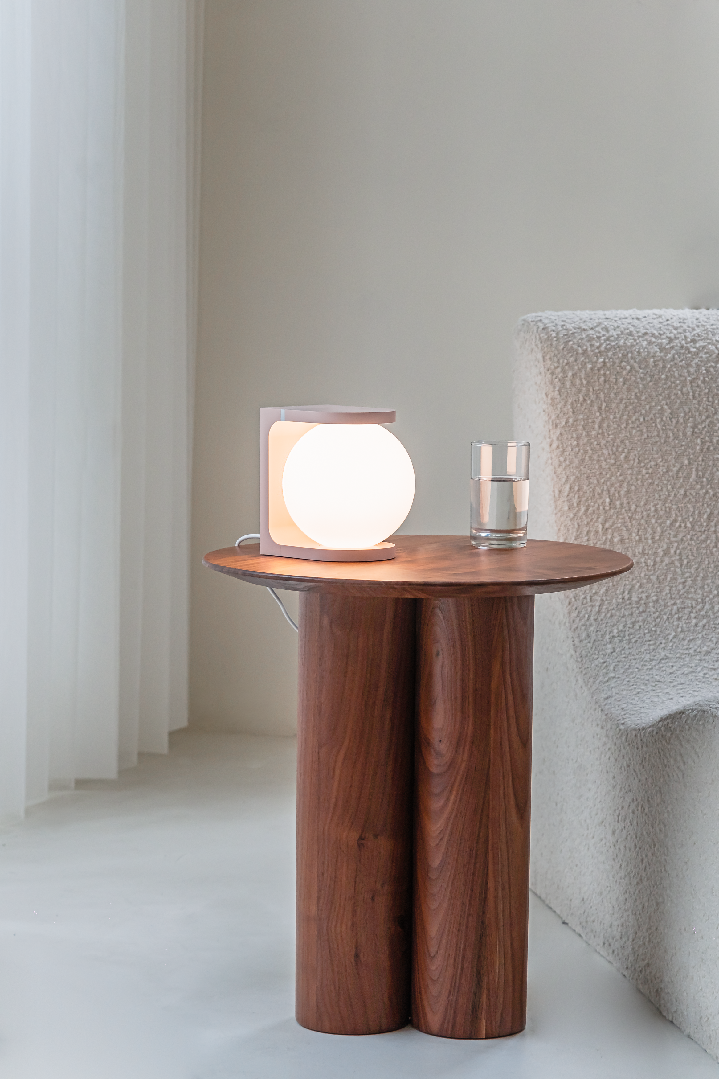 Fine Lumens PLAT Table Lamp