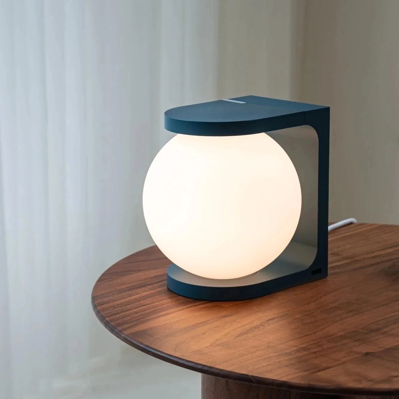 Fine Lumens PLAT Table Lamp