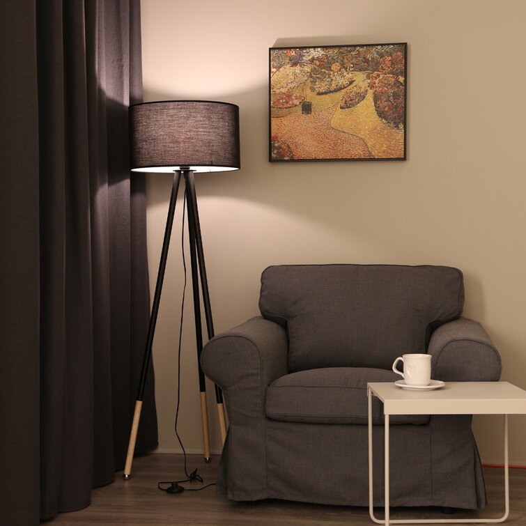 MacLuu 59 Inch Tripod Floor Lamp