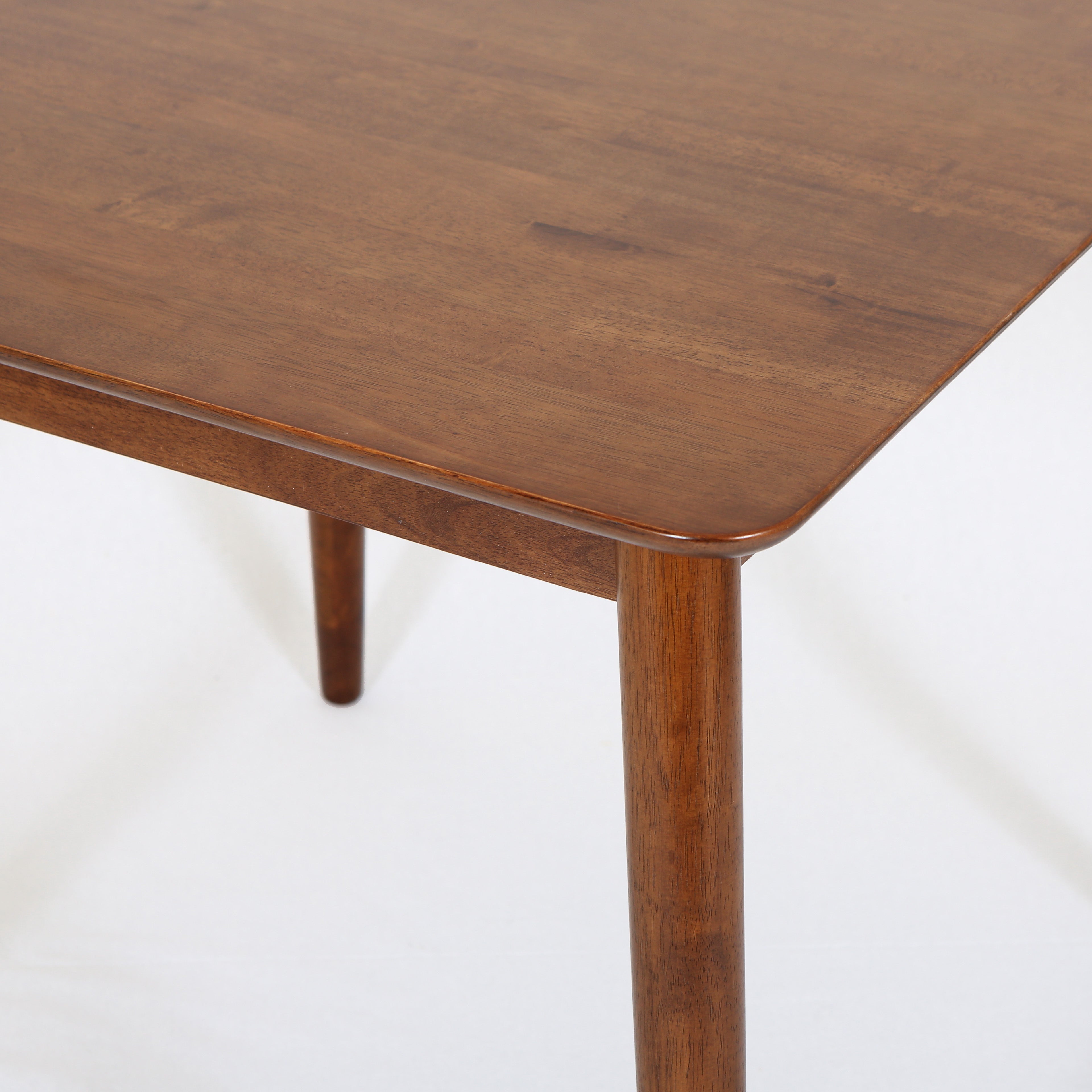 MacLuu Scandinavian Solid Wood Dining Table