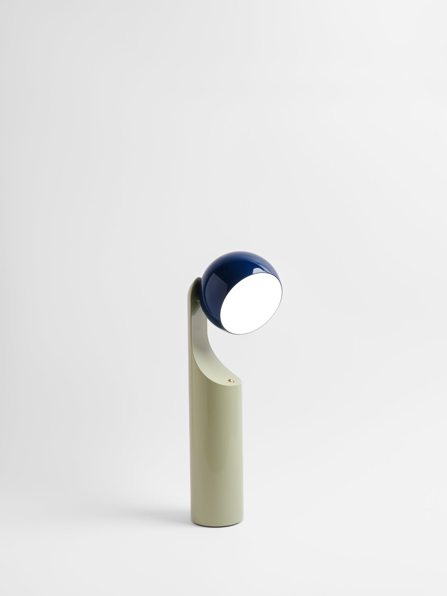 Mono Portable Reading Lamp